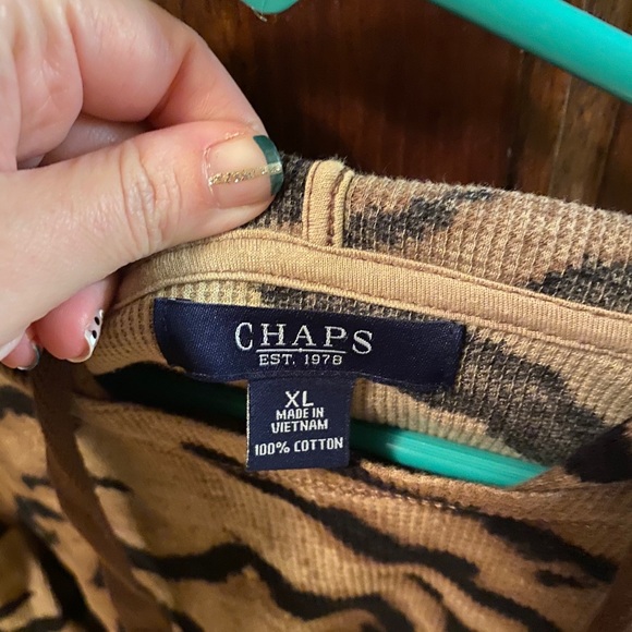 Chaps waffle knit hoodie. Size XL. - Picture 2 of 3